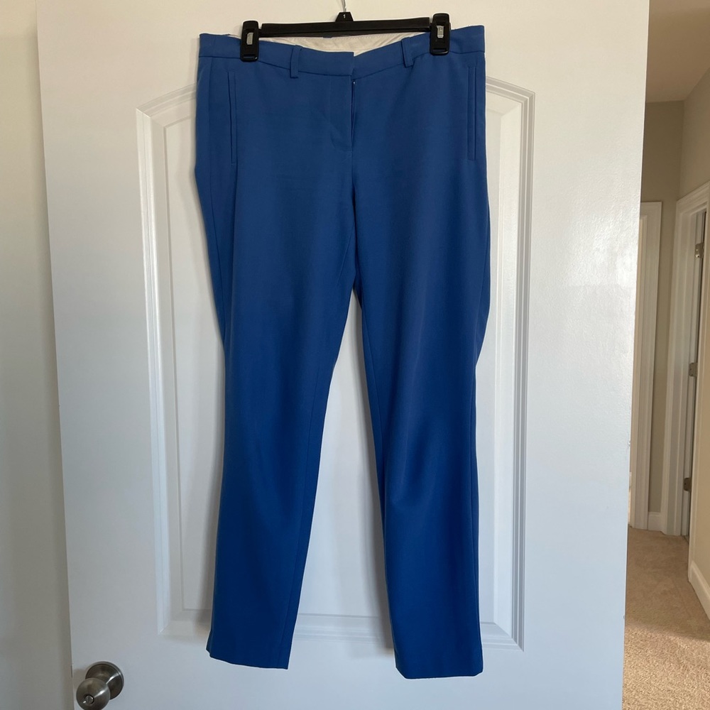 Blue ankle cropped dress pants, size 6